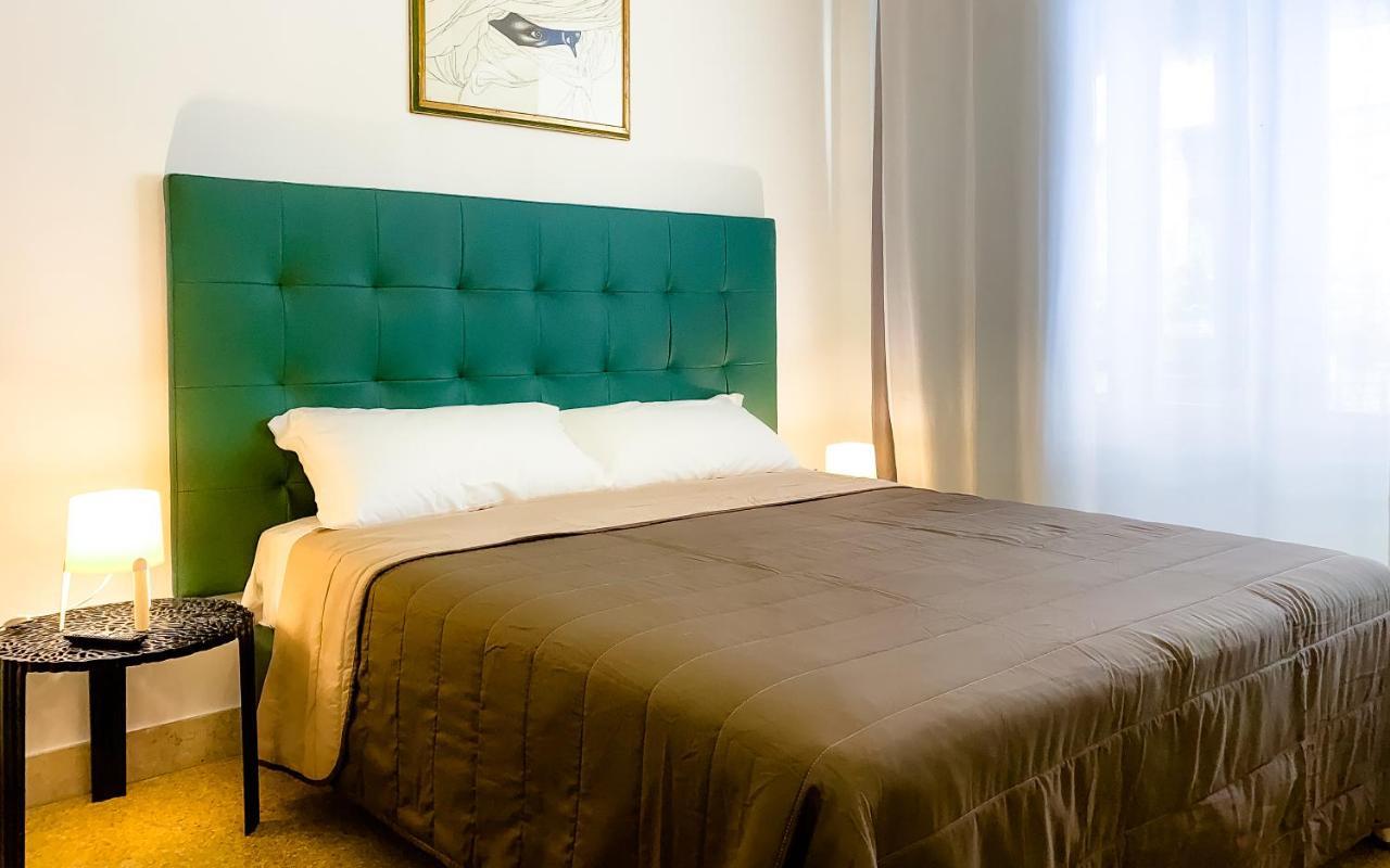 Suite In Center Palermo Exterior photo